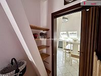 byt 2+1 v ul Kollárova, Ostrov - 11