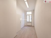 Pronájem komerčního prostoru, kancelář 10 m2 v ulici Karla IV., České Budějovice - 5