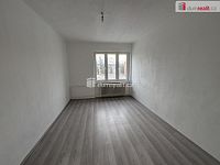 exkluzivní pronájem velkého, světlého bytu 3+1 v OV, Mníšek pod Brdy - Jana Štastného - 12