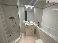 exkluzivní pronájem velkého, světlého bytu 3+1 v OV, Mníšek pod Brdy - Jana Štastného - 3