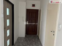 exkluzivní pronájem velkého, světlého bytu 3+1 v OV, Mníšek pod Brdy - Jana Štastného - 7