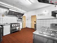 Bytový dům s restaurací, Dlouhá, Stará Role, Karlovy Vary - 16