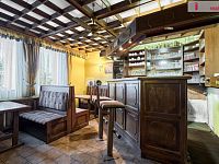 Bytový dům s restaurací, Dlouhá, Stará Role, Karlovy Vary - 17