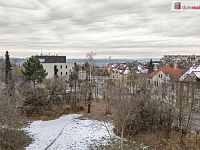 Prodej stavebního pozemku plochy 909m2 pro výstavbu dvojdomu užitné plochy 333,5m2 s krásným výhledem na Prahu, Davídkova ulice - Výhled