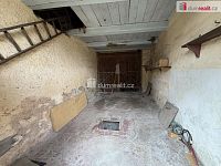 exkluzivní prodej částečně zrekonstruované usedlosti v obci Štěkeň - 11