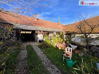 Prodej rodinného domu 3+1 v obci Vážany u Uherského Hradiště  - 13