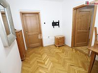 Krásný moderní byt 3+1 v centru Chebu s geniem loci v ulici Hradební - 16