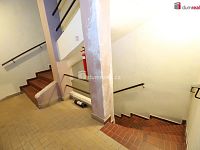 Krásný moderní byt 3+1 v centru Chebu s geniem loci v ulici Hradební - 21