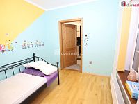 Krásný moderní byt 3+1 v centru Chebu s geniem loci v ulici Hradební - 3