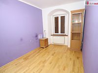 Krásný moderní byt 3+1 v centru Chebu s geniem loci v ulici Hradební - 5