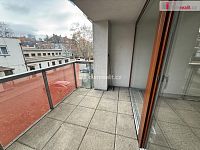 Pronájem 2+kk 58m2 P4 Podolí častečně zařízený novostavba garážové stání terasa ostraha sklep - 8