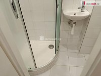 Velmi hezký byt 1+kk, Praha 10-Strašnice - 11