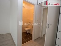 Pronájem bytu 4+kk 94 m2 Praha 4 Háje rezidenční komplex Milíčovský Háj, balkon, 2x WC, 2x garáž, sklep - 18