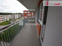 Pronájem bytu 4+kk 94 m2 Praha 4 Háje rezidenční komplex Milíčovský Háj, balkon, 2x WC, 2x garáž, sklep - 5