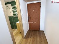 Krásný slunný byt 1+1 po kompletní rekonstrukci v panelovém domě v Chebu - 10