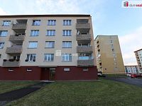 Krásný slunný byt 1+1 po kompletní rekonstrukci v panelovém domě v Chebu - 15