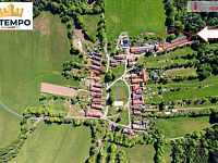 K prodeji, stavební pozemek o výměře 3996 m2 se stavbou k demolici, obec Klenovice, okr. Prachatice - 2