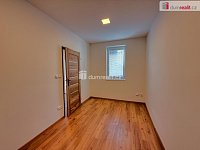 Pronájem bytu 2+1 v rodinném domě V Křešicích  - 8