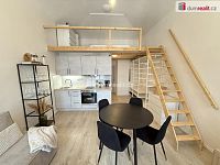 Pronájem bytu 1+kk 42 m2 P5 Smíchov po rekonstrukci loft cihla - 7