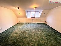 Pronájem bytu 5+1 o výměře 145 m2 v Uherském Hradišti