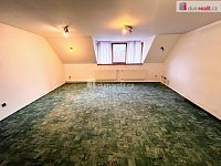 Pronájem bytu 5+1 o výměře 145 m2 v Uherském Hradišti - 4