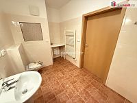 Pronájem bytu 2+kk 71 m2 předzahrádka parkovací stání - 9