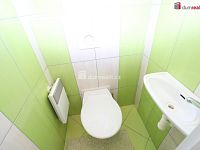 Krásná novostavba rodinného domu se zahradou a garáží v Rájově - 23