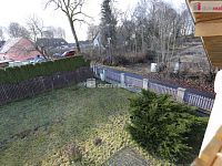 Krásná novostavba rodinného domu se zahradou a garáží v Rájově - 30