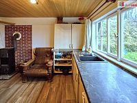 Prodej rekreační chalupy (na pozemku 512m2) v obci Liběchov, okr. Mělník - 12