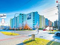 K prodeji, komerční prostor (50,1 m2) v přízemí bytového domu u Cinestaru na sídl. Máj, České Budějovice, ul. J. Bendy č.p. 34