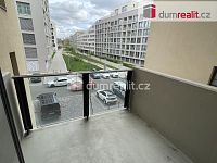 Pronájem 3+kk 70 m2 P8 Karlín balkon novostavba garážové stání zařízený sklep - 3
