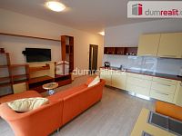 Pronájem 3+kk 70 m2 P8 Karlín balkon novostavba garážové stání zařízený sklep - 9