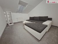 Pronájem bytu 2+1 v Hoštce - 2