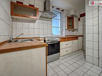 Pronájem bytu 3+kk (100m2) se zahrádkou (248m2) v Neratovicích - 9