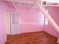 pronájem bytu podkrovní 1+1 53 m2 v centru Kolína - 12