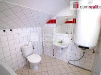 pronájem bytu podkrovní 1+1 53 m2 v centru Kolína - 6