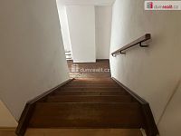 pronájem bytu podkrovní 1+1 53 m2 v centru Kolína - 9