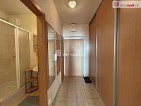 pronájem 1kk/balkon 33 m2 v Kolíně 5 bytový dům Pierot - 5