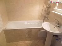 pronájem 3+1 s pracovnou 102 m² P10 Strašnice Dětská nezařízen 2x balkon - 5