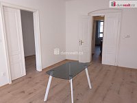 Pronájem bytové jednotky 3+1, 93 m2, Sokolovská ul. Karlovy Vary - 4