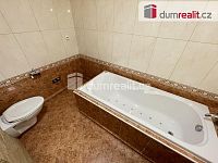 Pronájem bytu 2+kk 57 m2 P4 zařízený novostavba garážové stání  - 10