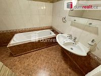 Pronájem bytu 2+kk 57 m2 P4 zařízený novostavba garážové stání  - 11