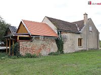 Rodinný dům se dvorem a zahradou Jevišovka - 14