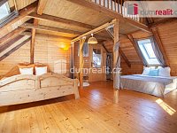 K prodeji, rodinný dům s pozemkem, saunou a rybníčkem, "Na samotě v lese", Hněvanov č.p. 11, Rožmitál na Šumavě - 24