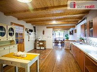 K prodeji, rodinný dům s pozemkem, saunou a rybníčkem, "Na samotě v lese", Hněvanov č.p. 11, Rožmitál na Šumavě - 9