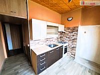 Prodej bytu 2+1 Bukovany - 2