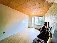 Prodej bytu 2+1 Bukovany - 3