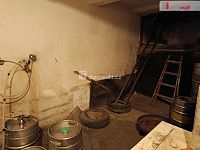 Menší zavedená restaurace se zahrádkou, Praha 8-Libeň (u metra) - 21