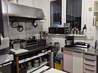 Menší zavedená restaurace se zahrádkou, Praha 8-Libeň (u metra) - 29