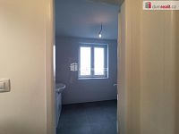 Pronájem bytu 2+1 Karlovy Vary-Doubí - 16